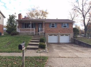 8271 Riovista Dr, Cincinnati, OH 45255