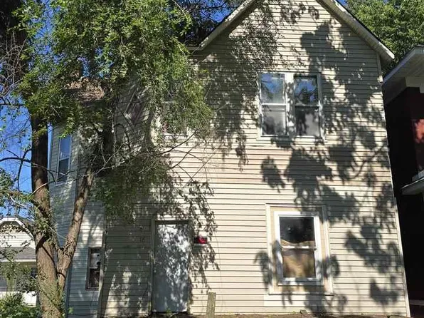 18 Home Ave, Terre Haute, IN 47803