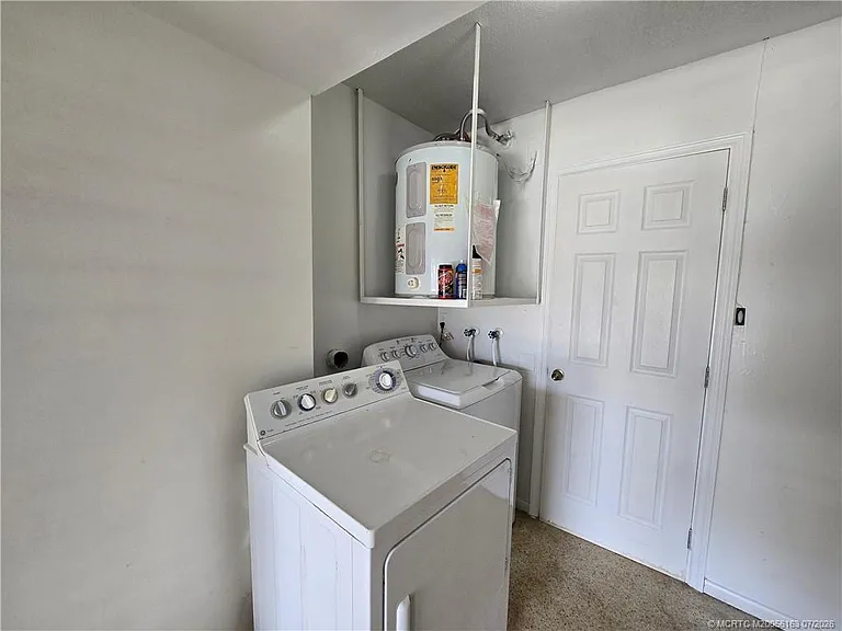 2648 Rockcrest Ct — Photo 43