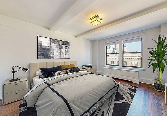 4th image of 144 W 86th St #16A