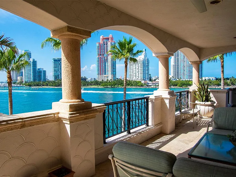 7241 Fisher Island Dr #7241 — Photo 8