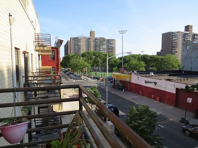 1st image of 120 Leonard St APT 3