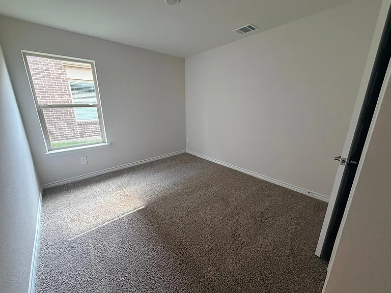 1313 Hopes Lake Dr — Photo 7
