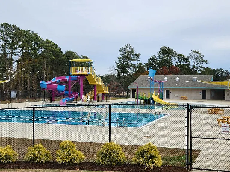 912 Kennesaw Dr — Photo 35
