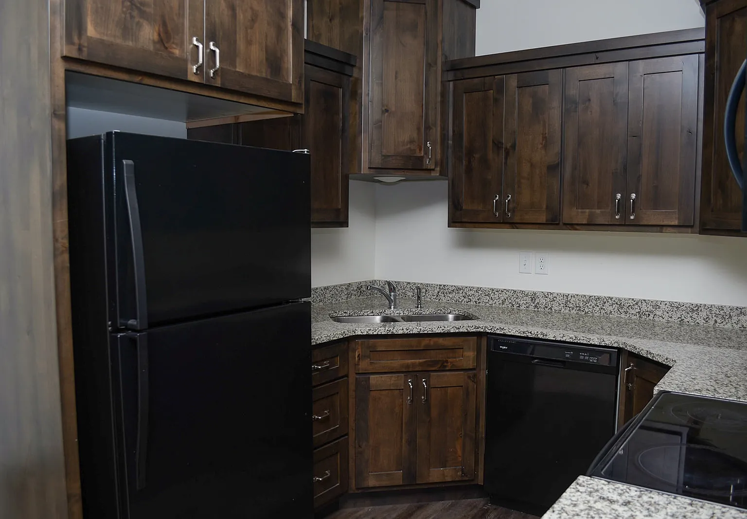 3 bed, 2.0 bath, 1196 sqft, $1,525 — Photo 4