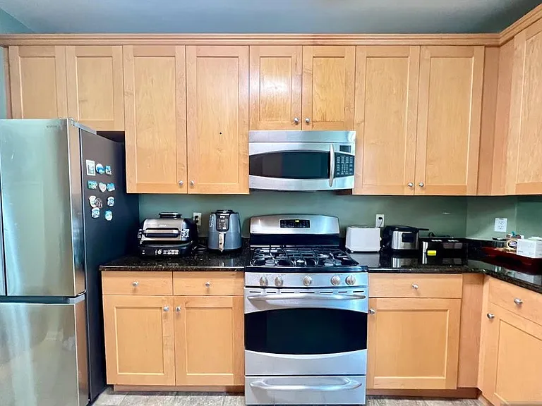 200 Dey St #283 — Photo 9