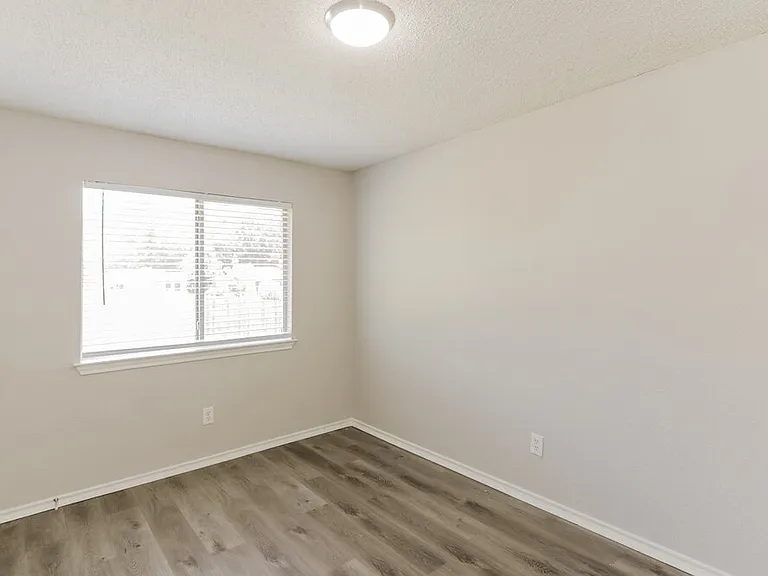 9234 Crimnson Ct — Photo 15