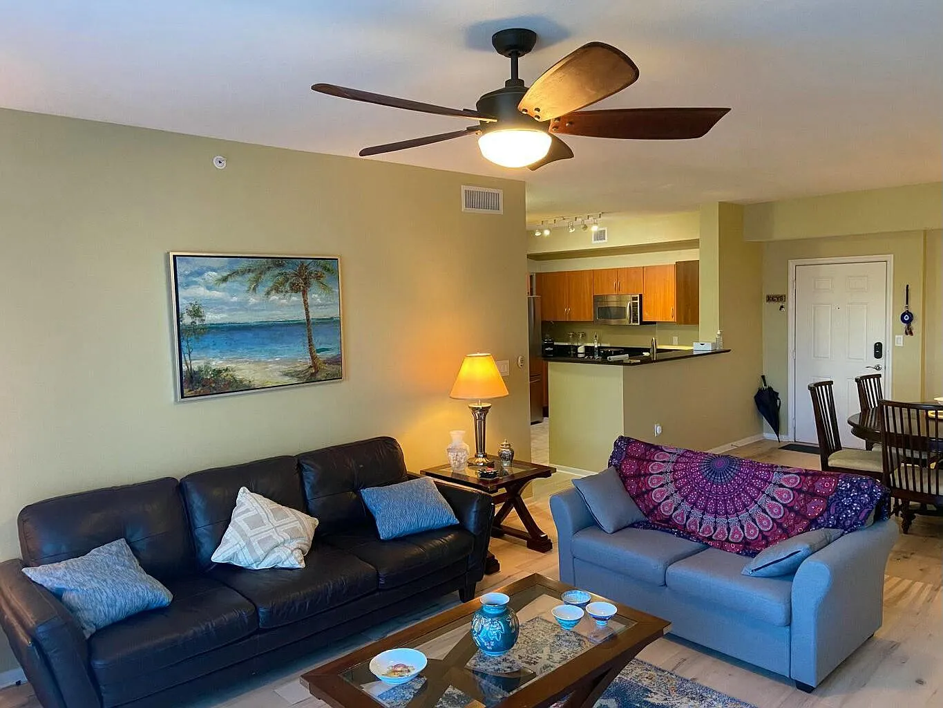 3 bed, 2.0 bath, 1515 sqft, $6,600 — Photo 1