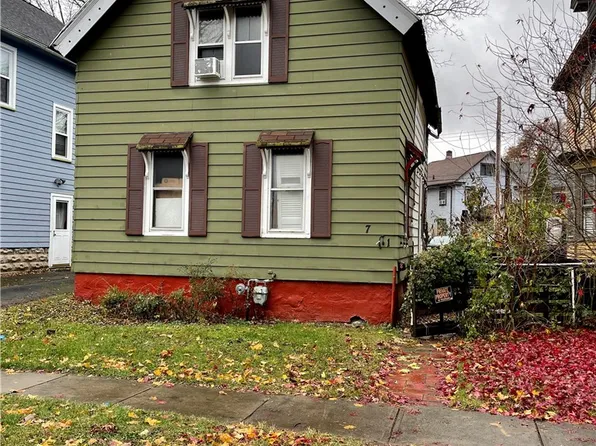 71 Nicholson St, Rochester, NY 14620