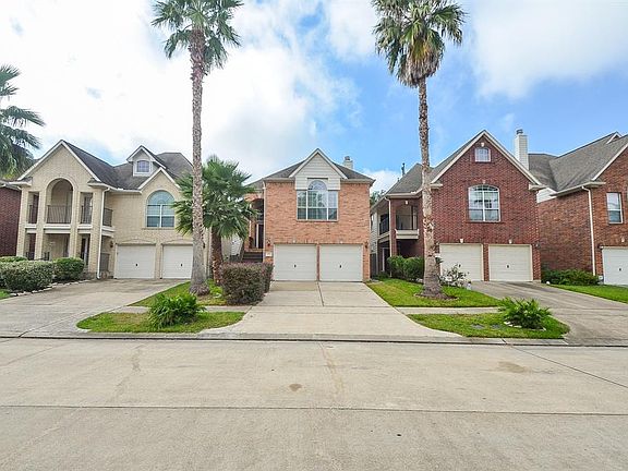 2nd image of 3626 Royal Royce Dr