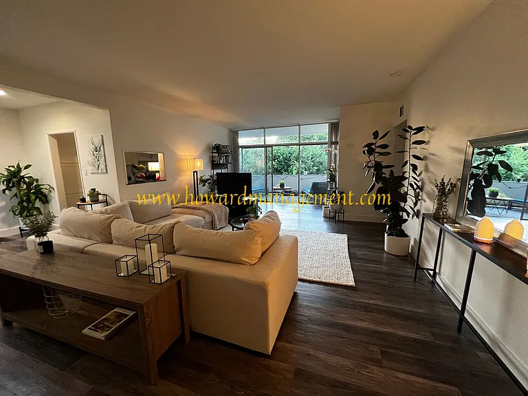 537 San Vicente — Photo 7