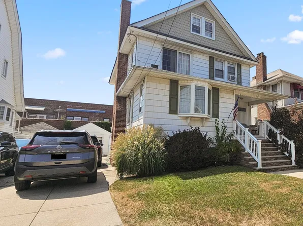 249 Beach 128 St #128, Rockaway Park, NY 11694