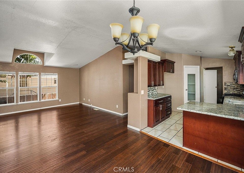 8th image of 1616 S Euclid St Spc 71