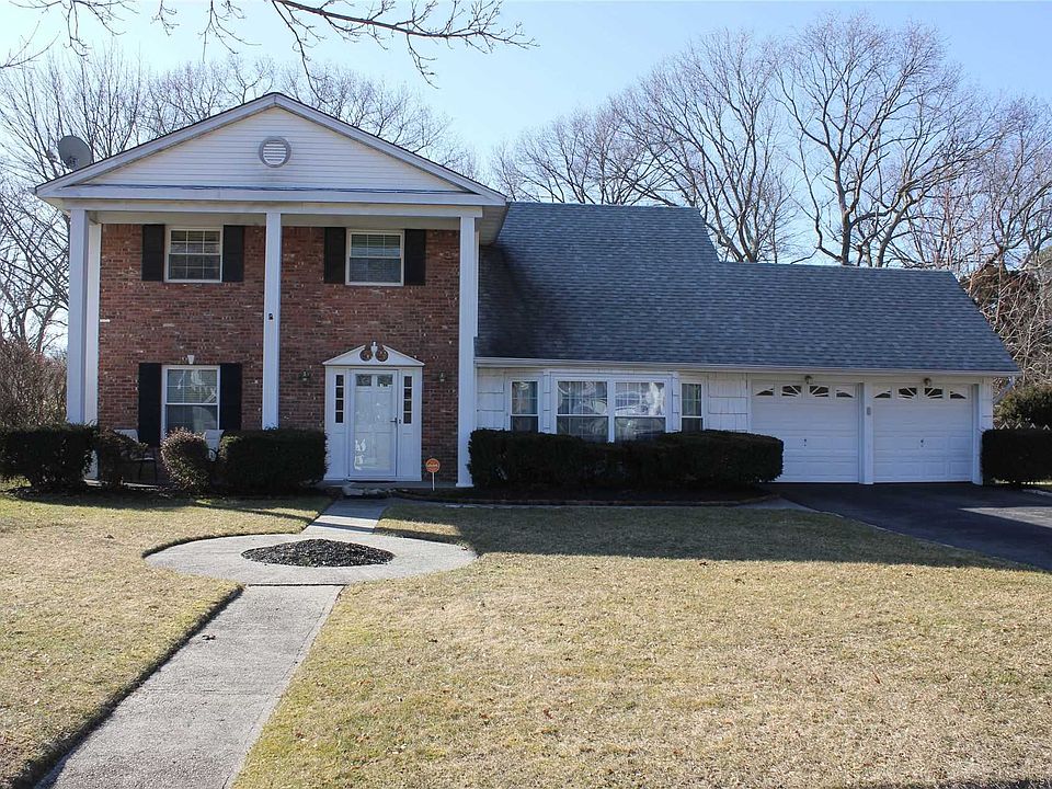 1st image of 12 Howard Dr