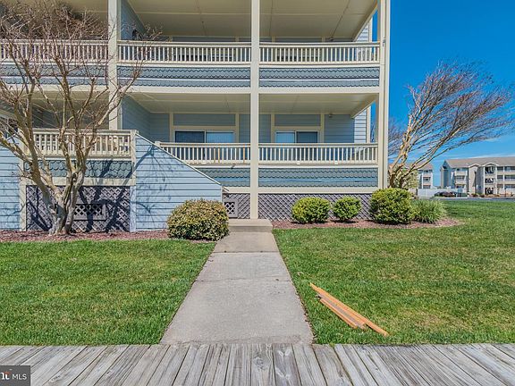 5th image of 203 S Heron Dr #101D