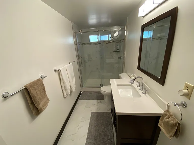 2101 Green Glen Ct — Photo 13