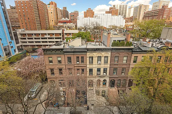 Sold by Compass | media 11