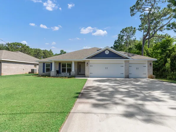 8909 Deer Ln, Navarre, FL 32566