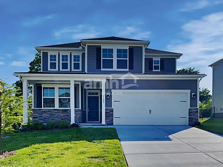 1105 Amberly Way — Photo 1