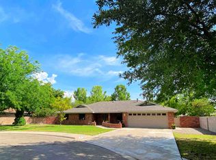 2 Mercedes Ct, Roswell, NM 88201