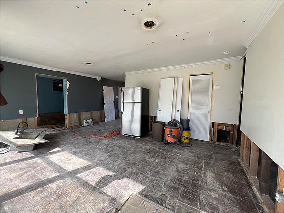 4th image of 603 Majesty Ct