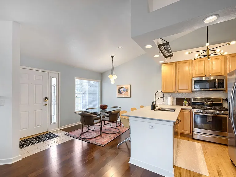 2480 Concord Cir — Photo 12
