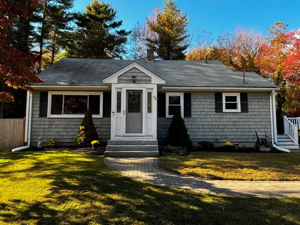 15 Lydon Ln, Kingston, MA 02364