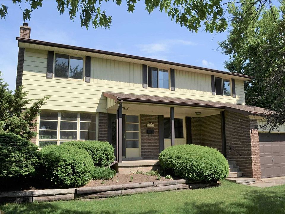 1st image of 1199 Willowbrook Dr