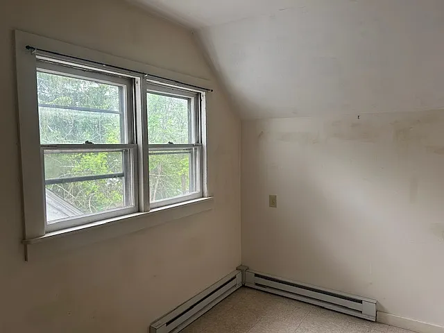 675 Main St #3 — Photo 4