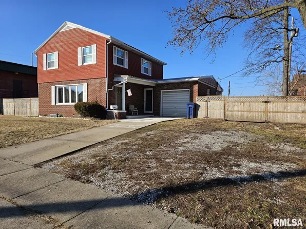 2516 Casey Ave, Mount Vernon, IL 62864