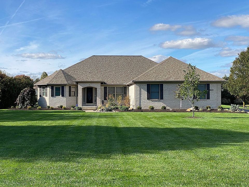 1st image of 1584 Greenbriar Run