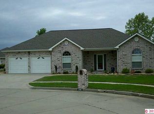 208 Peach Tree Ln, Pryor, OK 74361