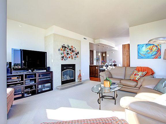 2nd image of 10610 NE 9th Pl Unit 1607