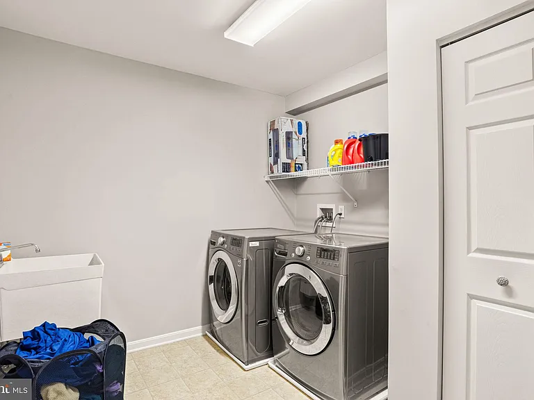 2080 Deer Run Dr — Photo 23