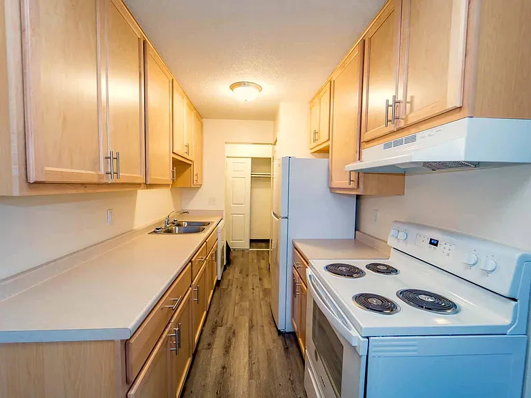 Century Oaks Apartments — Photo 14