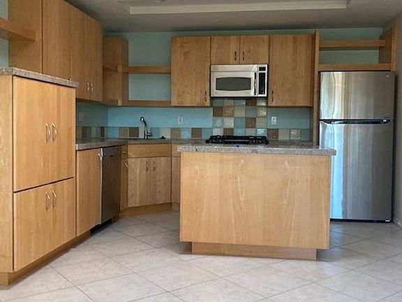 2nd image of 224 S Ditmar St #2E