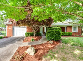 4420 Doris Cir, Knoxville, TN 37918