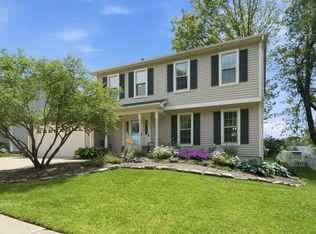 1907 Jeanette Ave, St Charles, IL 60174