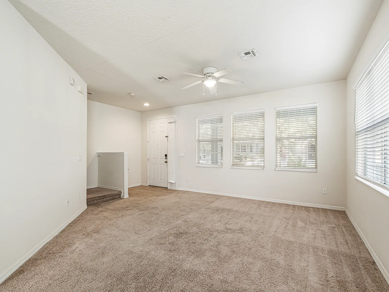 4 bed, 1512 sqft, $2,650 — Photo 4