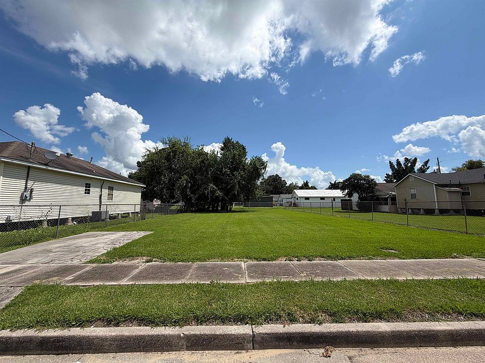 1st image of 1413 Lee Ave