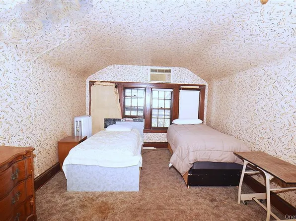 83-28 Abingdon Road image 19 of 34