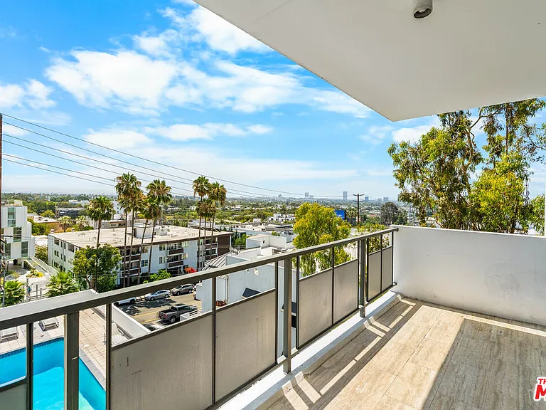1155 N La Cienega Blvd #306 — Photo 9
