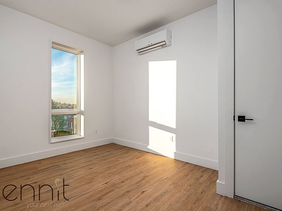 5th image of 799 E 34th St #4A
