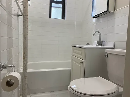 Rented by MySpaceNYC | media 8