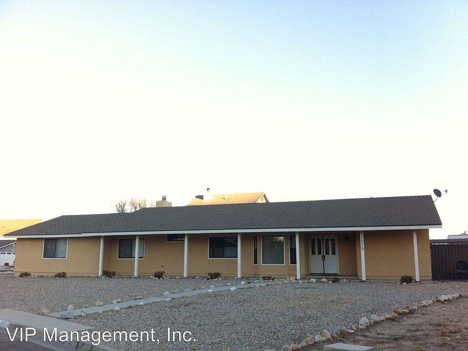 1st image of 13875 Evergreen Ln