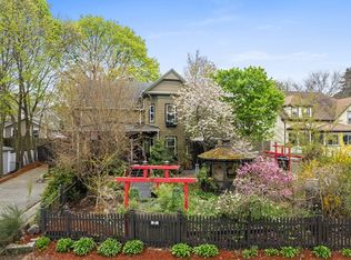 27 Nahant St, Wakefield, MA 01880