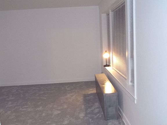 5th image of 808 Bellwood Ave APT 2N