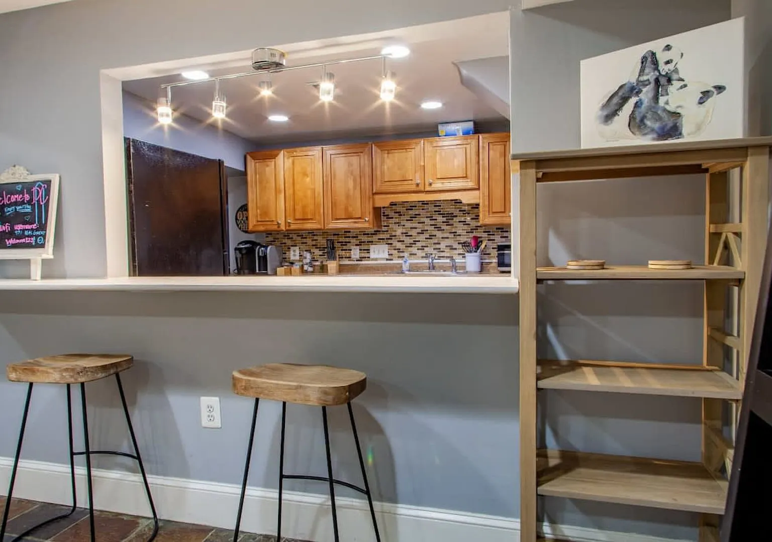 Delightful 1-BR Accommodations / Nearby METRO — Photo 4