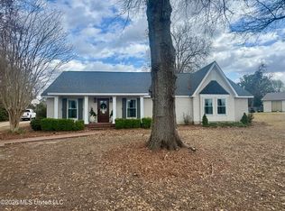 202 Gayle Dr, Clarksdale, MS 38614