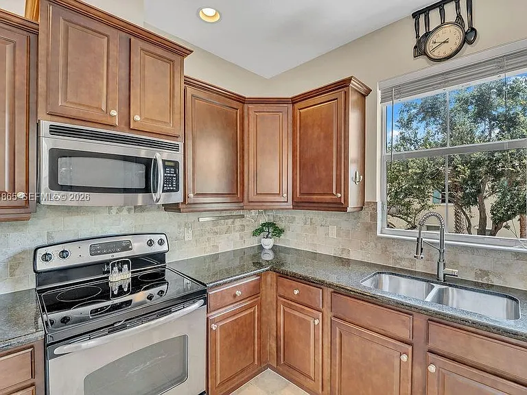 4357 Cascada Cir #4357 — Photo 36